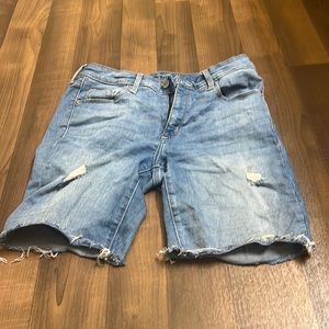 Light blue jean shorts with little rips
